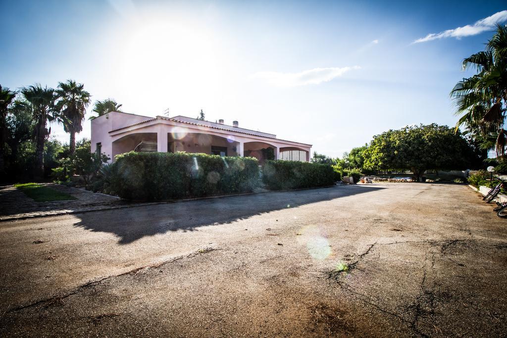 I Giardini Dell'Agave Apartman Torre Santa Sabina Kültér fotó
