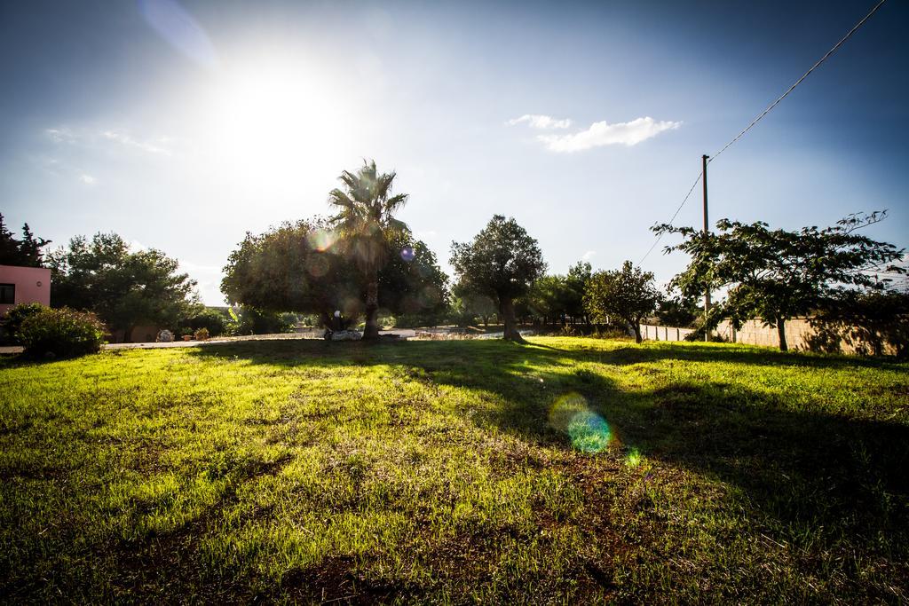 I Giardini Dell'Agave Apartman Torre Santa Sabina Kültér fotó