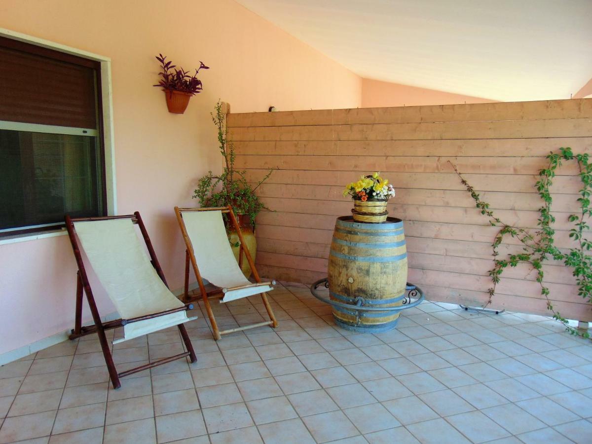 I Giardini Dell'Agave Apartman Torre Santa Sabina Kültér fotó